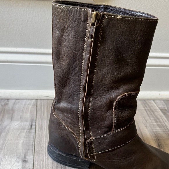 Cole Haan 9 men’s leather boots main image 11